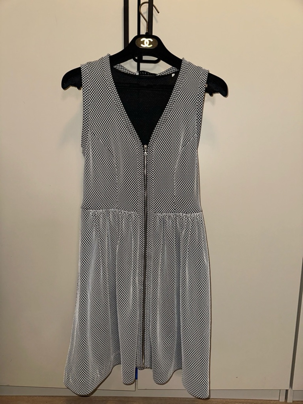 Sandro Black and White Zip-Front Midi Dress Size 2 FR